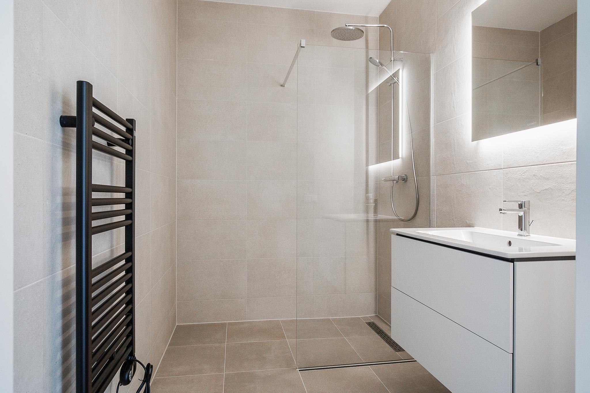 Mies van der Rohestraat 301 , 2132 HX Hoofddorp 3